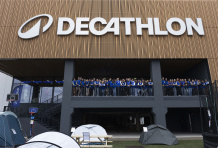 DECATHLON ITALIA INAUGURA IL NUOVO STORE DI COMO: IL PRIMO IN ITALIA CON UN INNOVATIVO CONCEPT SHOP-IN-SHOP<br/> 