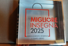Decathlon eletta Migliore Insegna 2025 nella categoria Abbigliamento sportivo e tempo libero